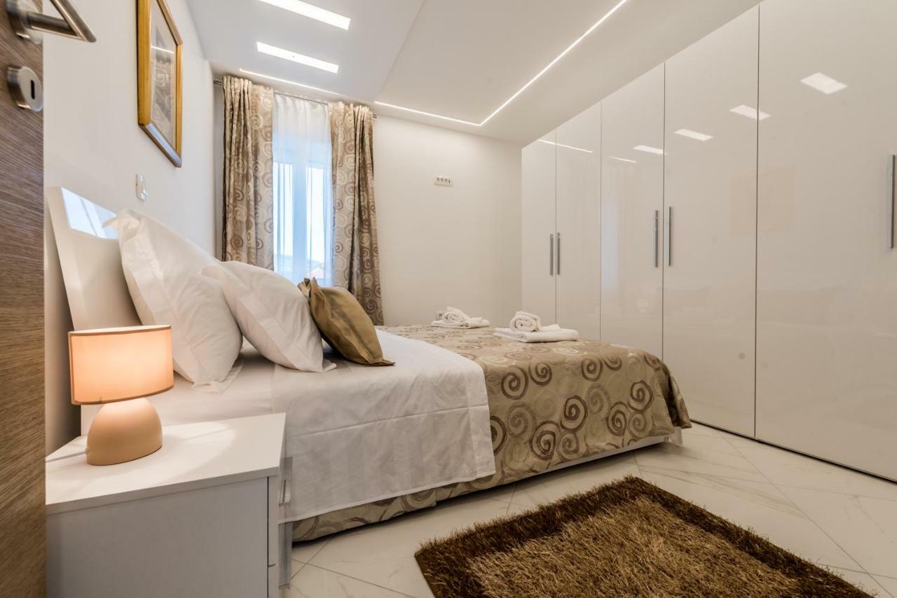 Good Life Apartment เปรโก ภายนอก รูปภาพ